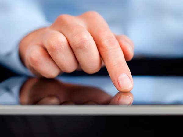 Aggiustare-touch-screen-ipad-collecchio