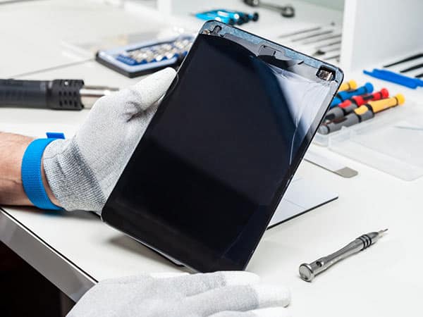 Schermo-tablet-samsung-rotto-montecchio-emilia